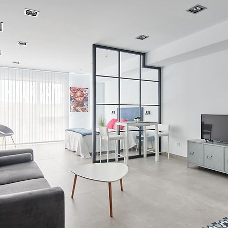 9 Nidos Centrica Suites - Nuevo Plasencia Bagian luar foto