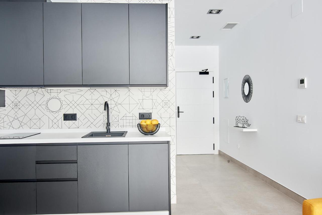9 Nidos Centrica Suites - Nuevo Plasencia Bagian luar foto