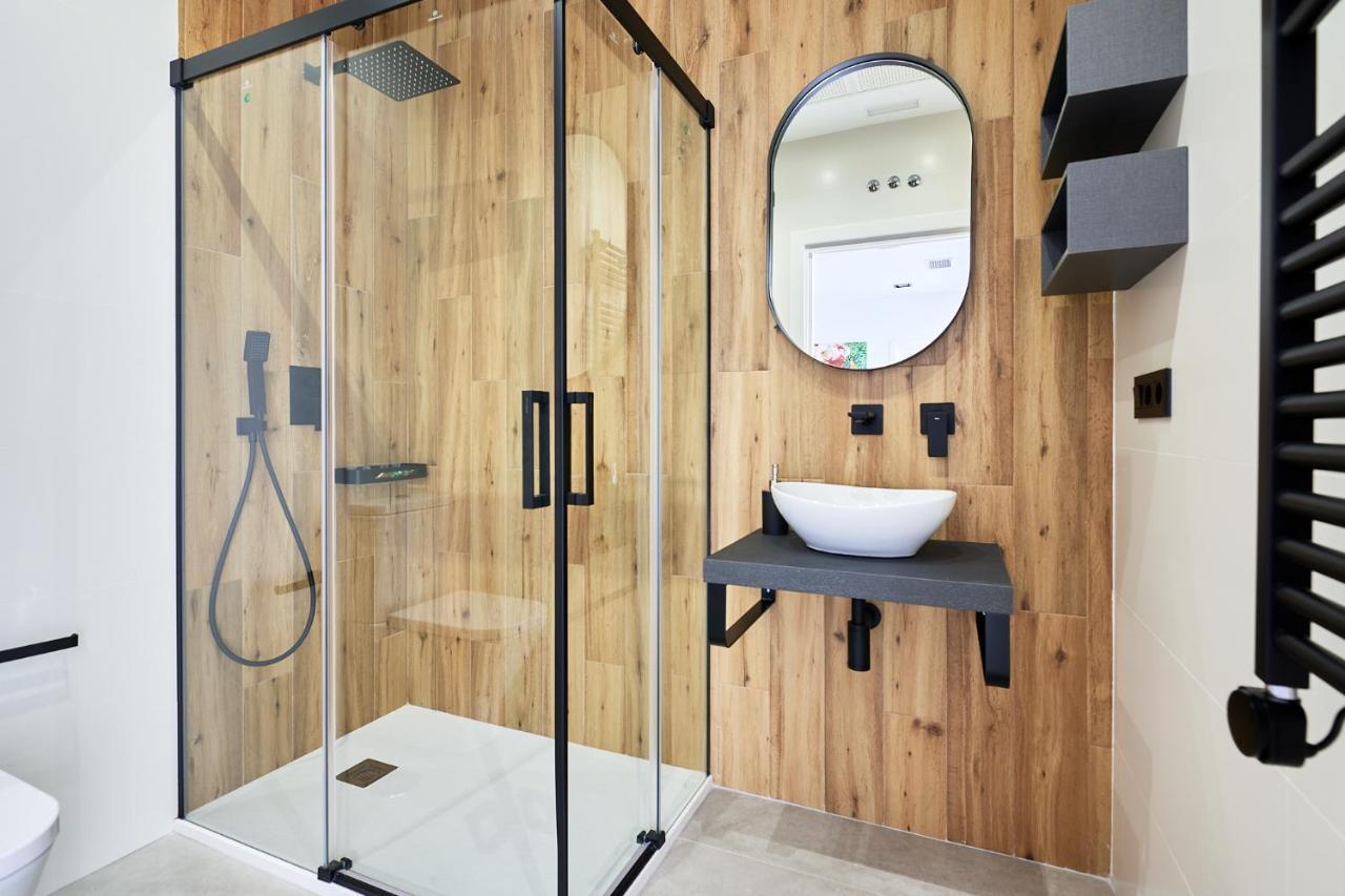 9 Nidos Centrica Suites - Nuevo Plasencia Bagian luar foto