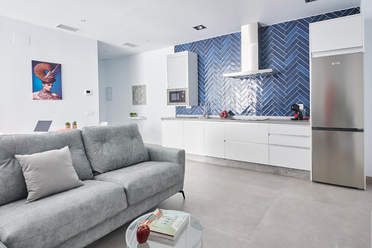 9 Nidos Centrica Suites - Nuevo Plasencia Bagian luar foto